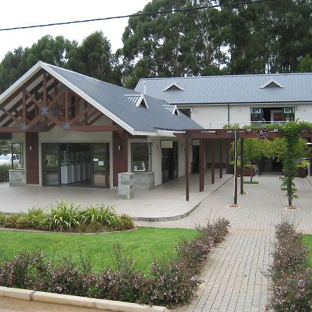 Stay@67 Apartments - Dullstroom Esterno foto