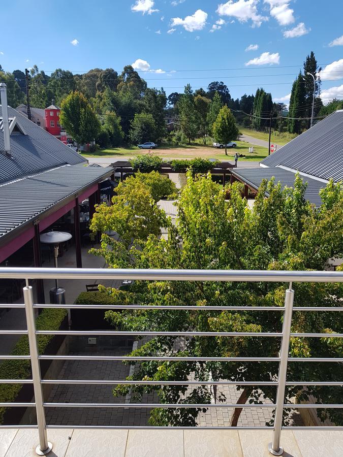 Stay@67 Apartments - Dullstroom Esterno foto